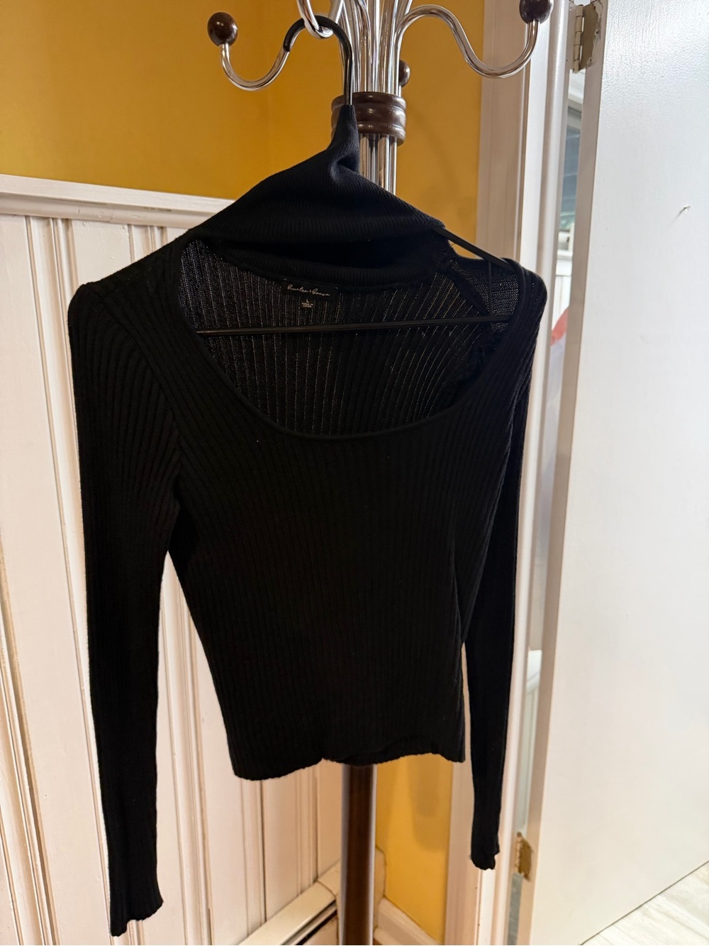 Black Ribbed Long Sleeve Scoop turtleneck Top